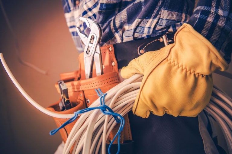Les normes électriques à respecter lors de rénovations en Île-de-France