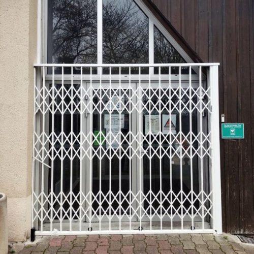 Les grilles métalliques