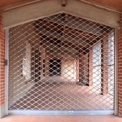 Les grilles métalliques